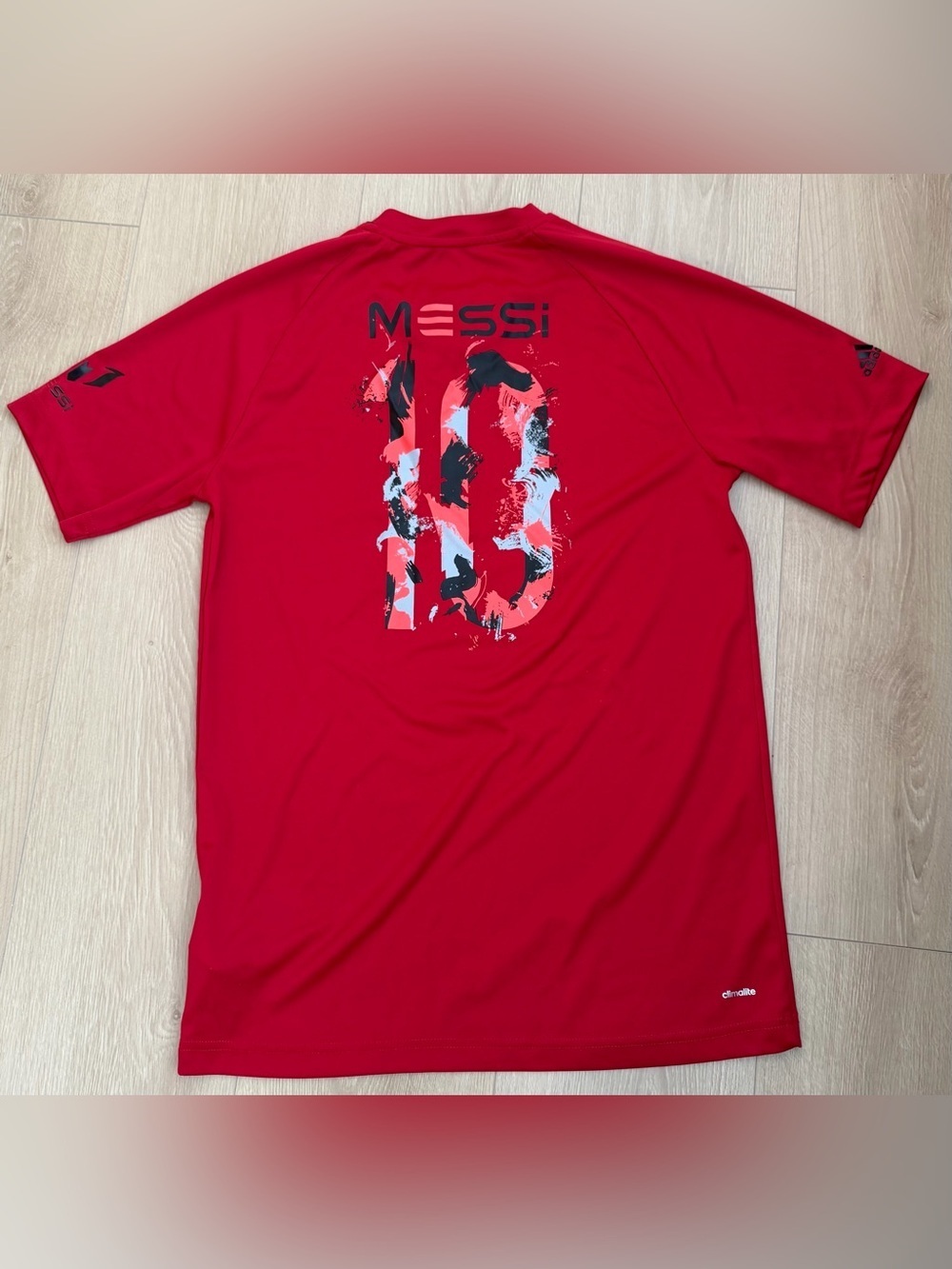 ✨Host Pick✨Messi Graphic Jersey Top With Excellent Condition